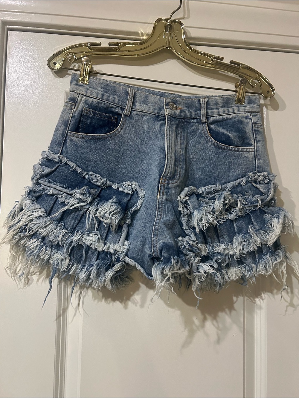Frayed Ruffle Denim Shorts - Light Blue